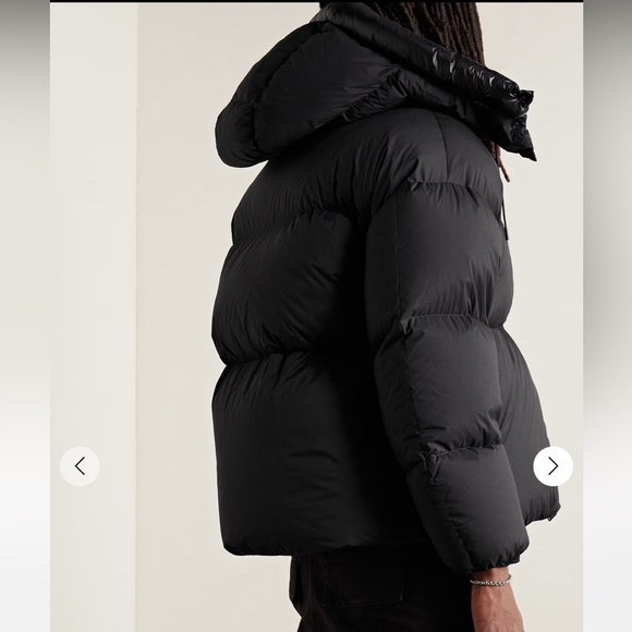 MONCLER GENIUS
Moncler X Roc Nation Down Jacket Logo-App Quilted Shell Hooded - Picture 6 of 10